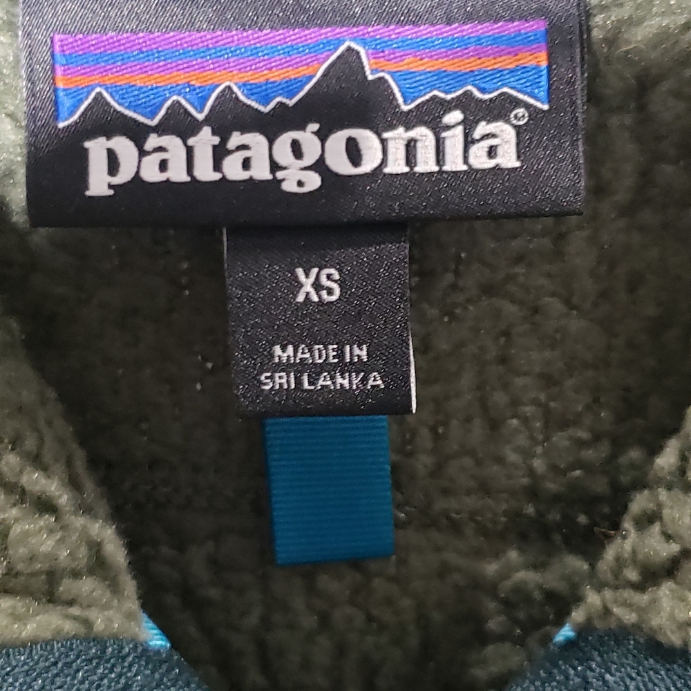 NWOT WOMEN'S PATAGONIA RETRO PILE FLEECE VEST SIZE EXTRA SMALL. - Picture 6 of 10